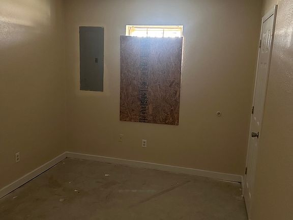 4th image of 3569 Russelwood Dr