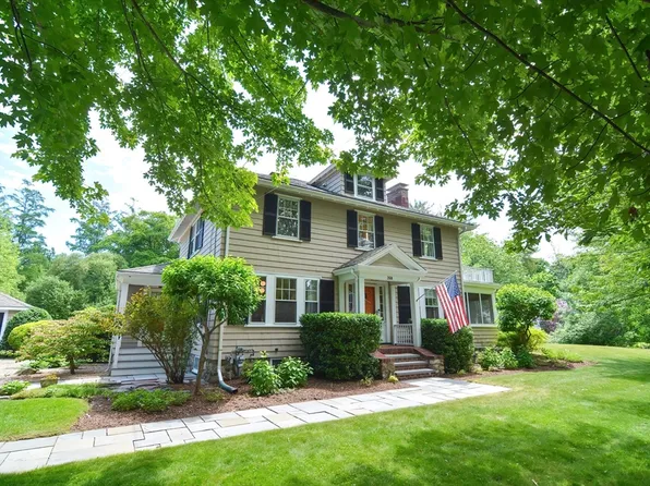 268 Beechwood St, Cohasset, MA 02025