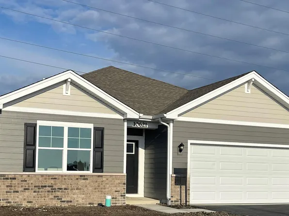 10621 Blaine St, Saint John, IN 46373