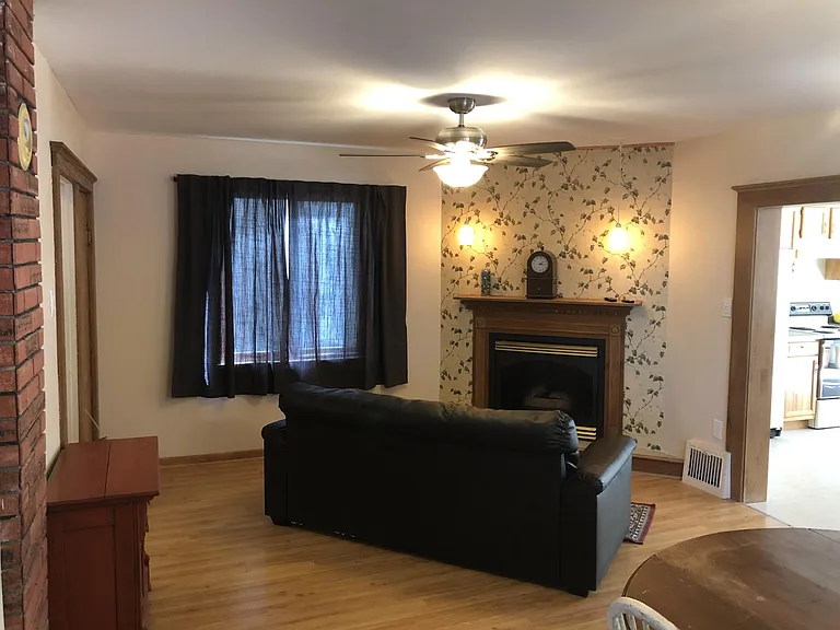 204 Quincy St — Photo 17
