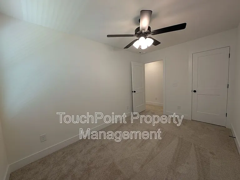 1415 Arden Ave — Photo 14