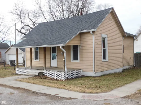 420 N Franklin St, Ladoga, IN 47954