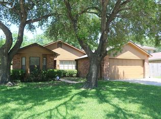 12203 Kleinmeadow Dr, Houston, TX 77066