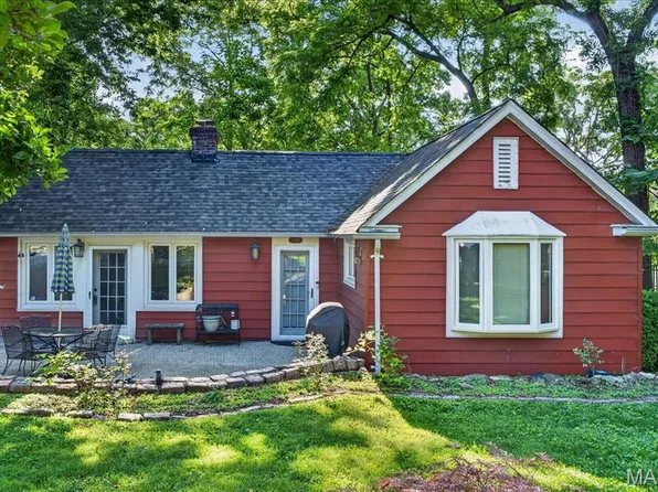 210 Cheney Ln, Saint Louis, MO 63119