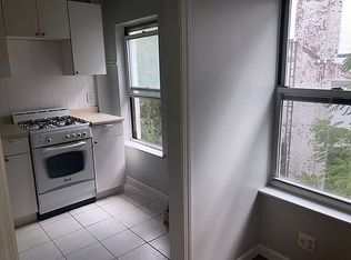 94 S 2nd St #3, Brooklyn, NY 11249
