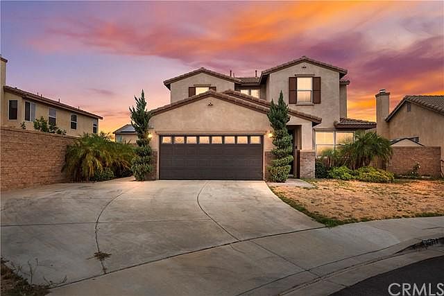 1st image of 15377 Burnet Ct