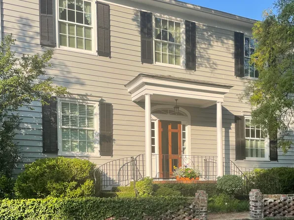 241 Bennett St, Mount Pleasant, SC 29464