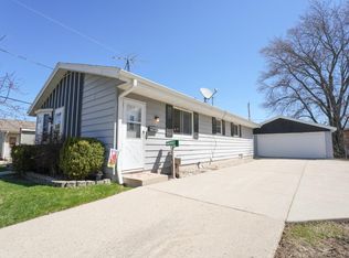 5376 S 14th St, Milwaukee, WI 53221