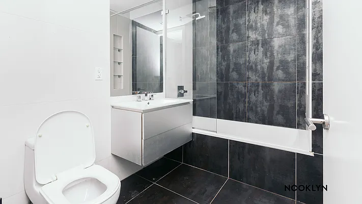 Rented by Nooklyn NYC LLC | media 24