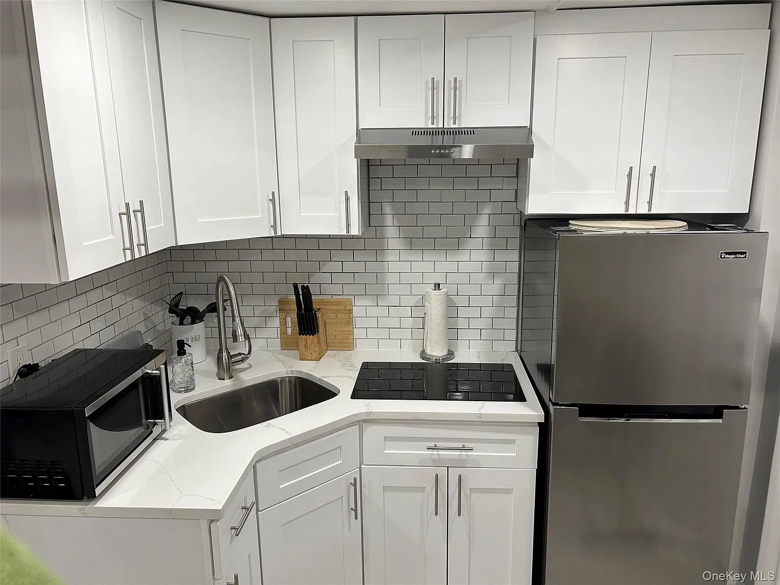 Studio, 1.0 bath, 1080 sqft, $2,000 — Photo 2