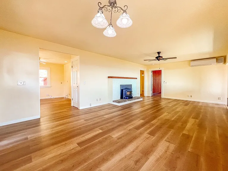 4398 Atlas Peak Rd — Photo 5