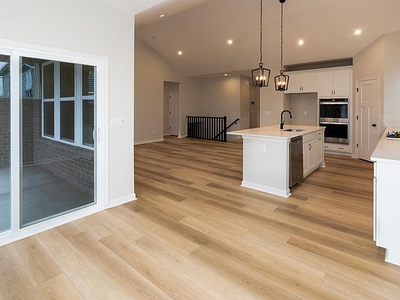 The Sarasota B Dining Room