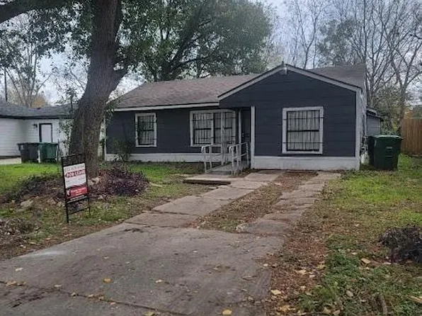 5318 Chennault Rd, Houston, TX 77033