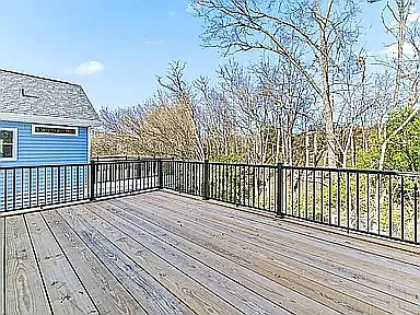 1107 Simmons St — Photo 27
