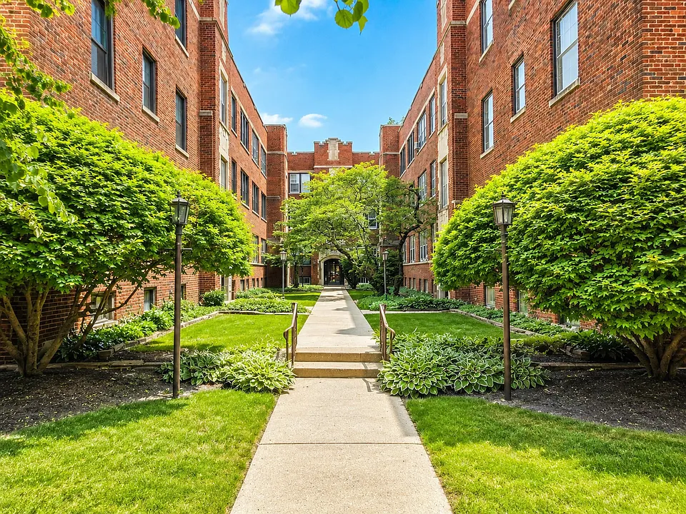 739 Hinman Ave #1G
