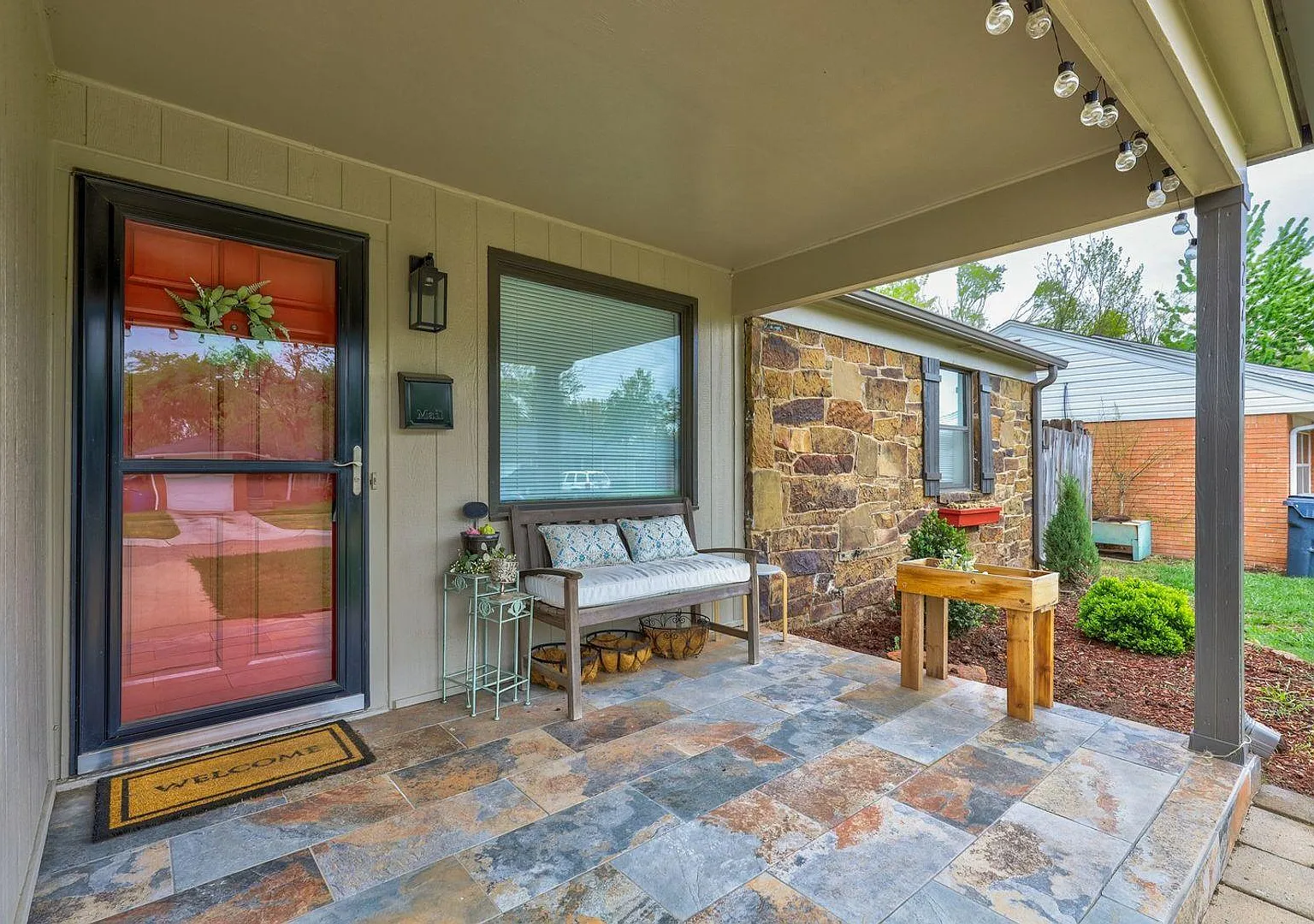 2221 Carlisle Rd — Photo 2