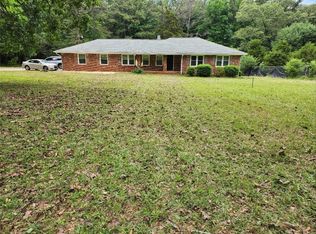 905 Fairview Rd, Stockbridge, GA 30281