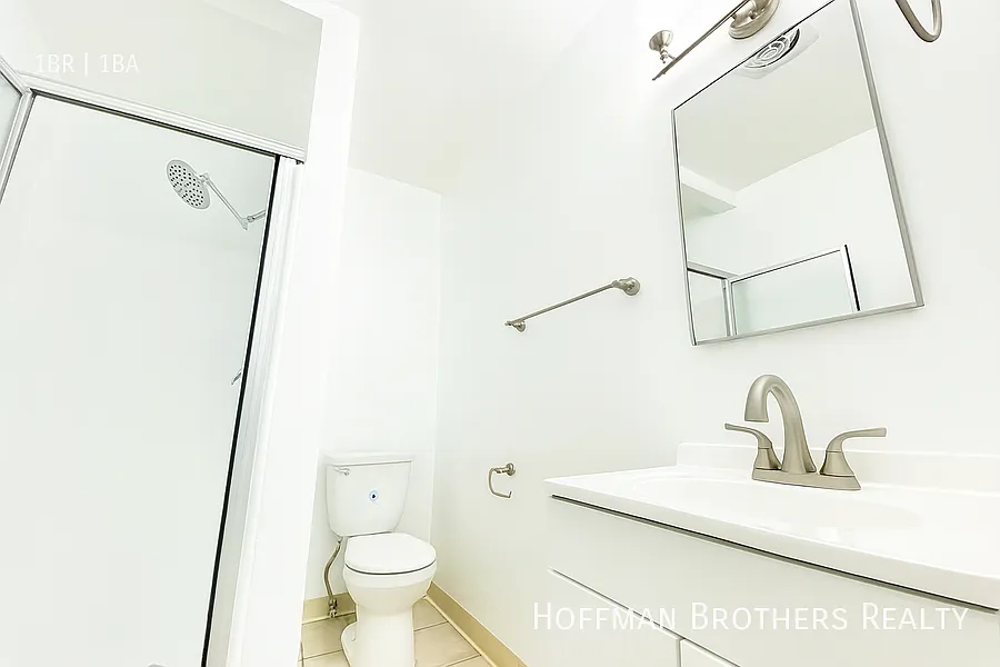 3956 Stevely Ave Los Angeles CA 90008 — Photo 3