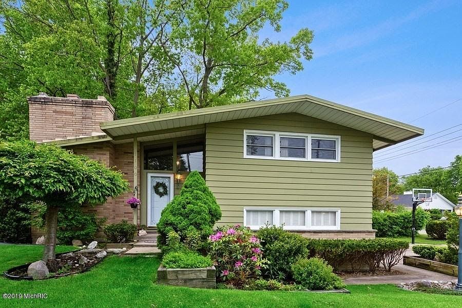 1st image of 1100 Shannon Dr
