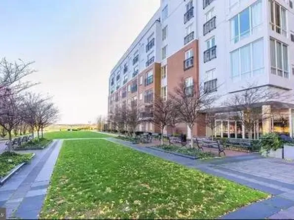 530 Harlan Blvd #G422, Wilmington, DE 19801