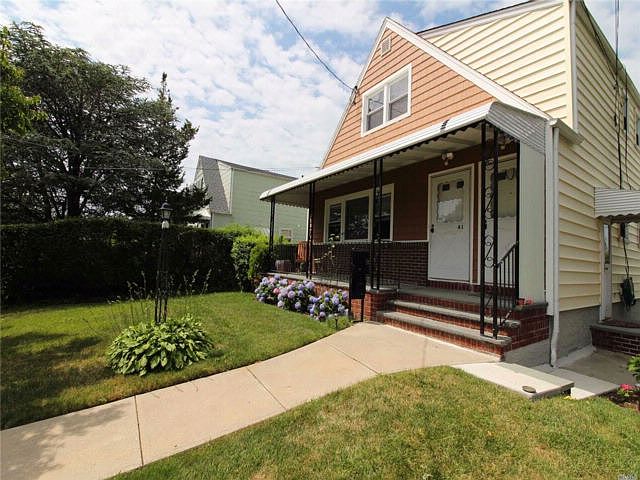 2nd image of 61 N Rockaway Ave