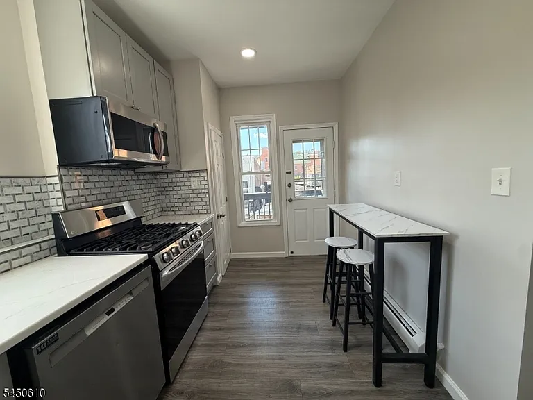 11 North Ave E #3 — Photo 7