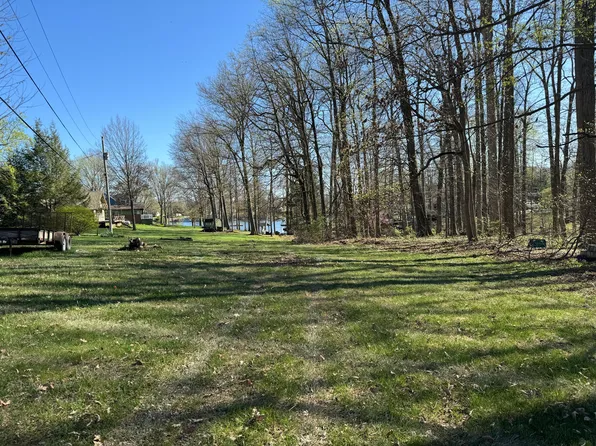 186 Seneca Trl, Greensburg, IN 47240