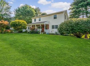 38 Macghee Rd, Poughkeepsie, NY 12603