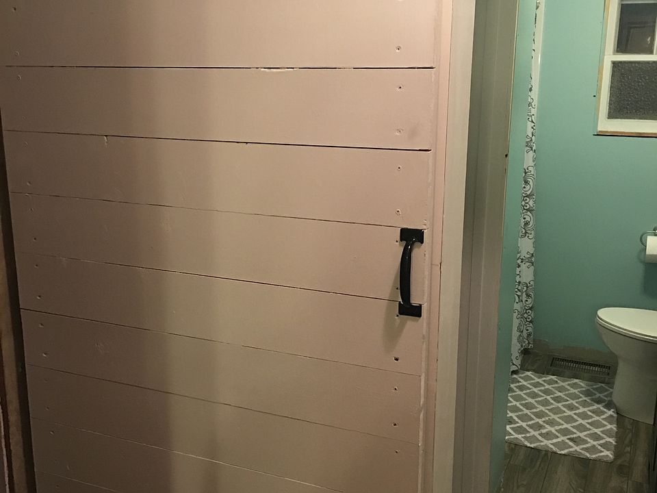 1st image of 1019 E Market St