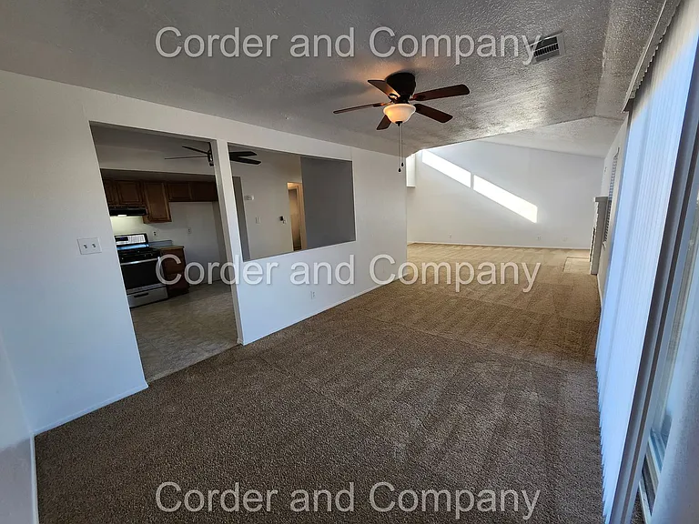 2261 Green Lake Rd NE — Photo 6