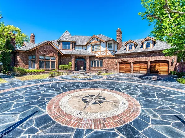 25962 Poker Flats Pl, Laguna Hills, CA 92653