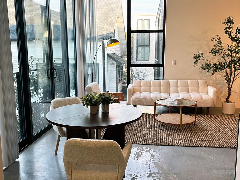 3045 Broadway #7 — Photo 14