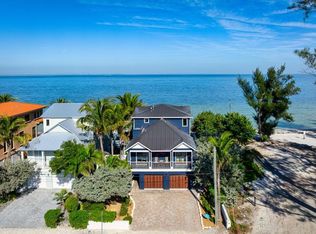 915 N Shore Dr, Anna Maria, FL 34216