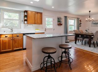 1032 Lansmere Ln, Columbus, OH 43220