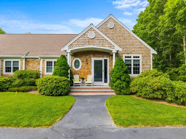 504 Teaticket Highway #2, East Falmouth, MA 02536