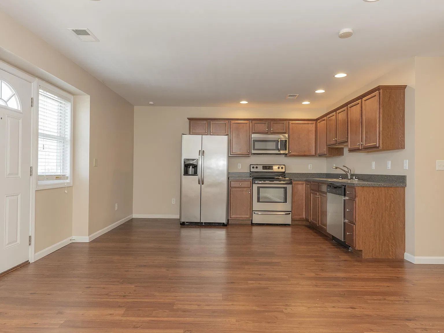 2301 W Michigan St — Photo 3