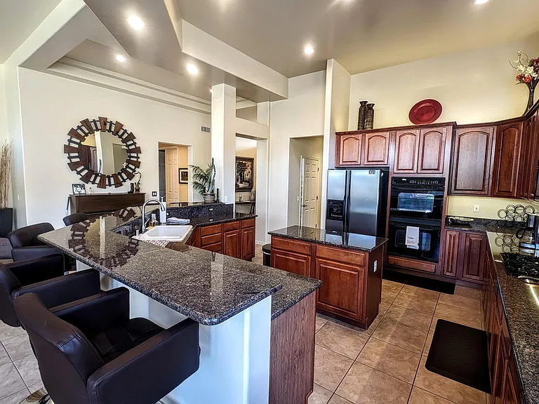13816 N Topflite Dr — Photo 8