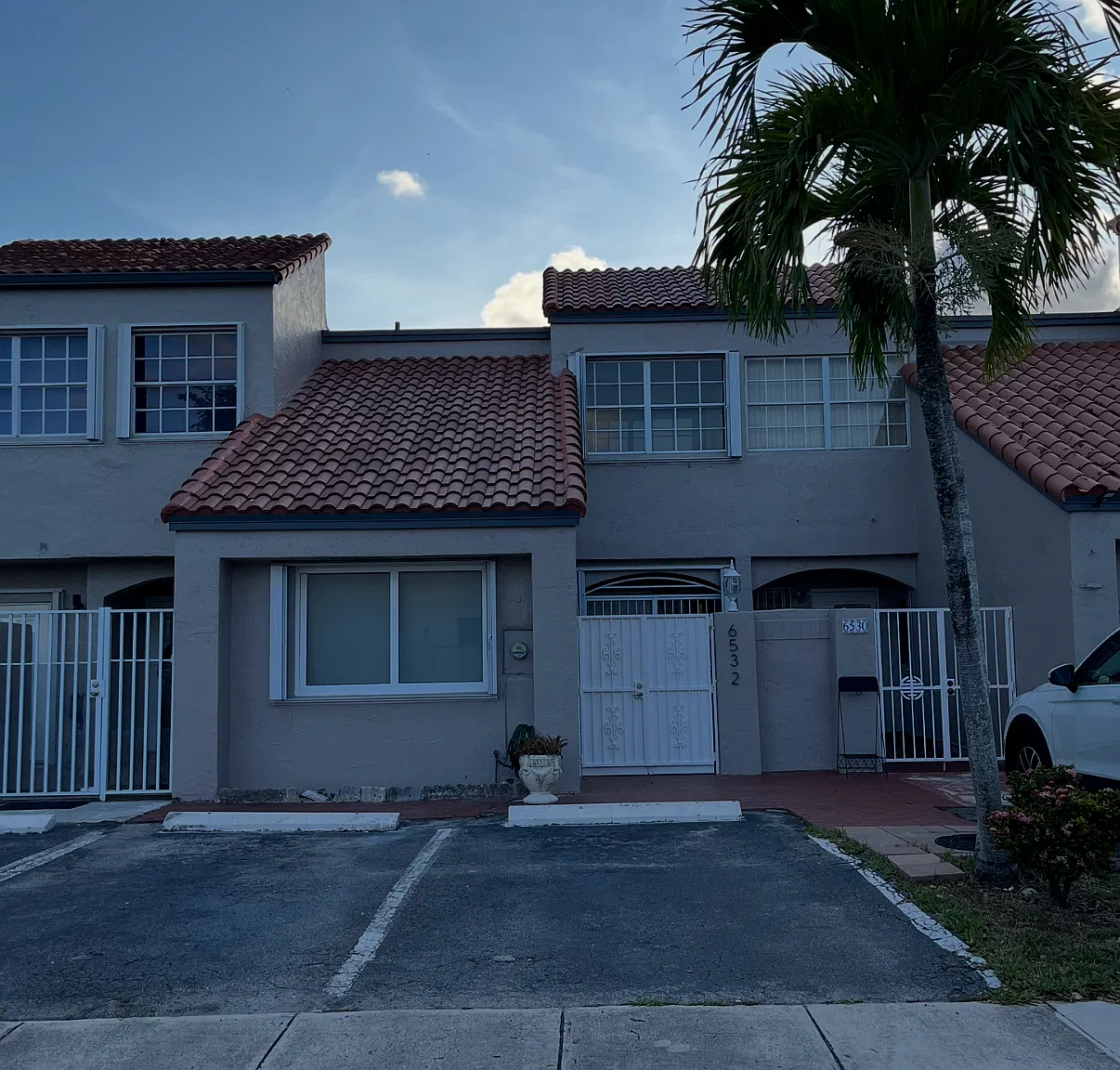 3 bed, 1432 sqft, $2,900 — Photo 1