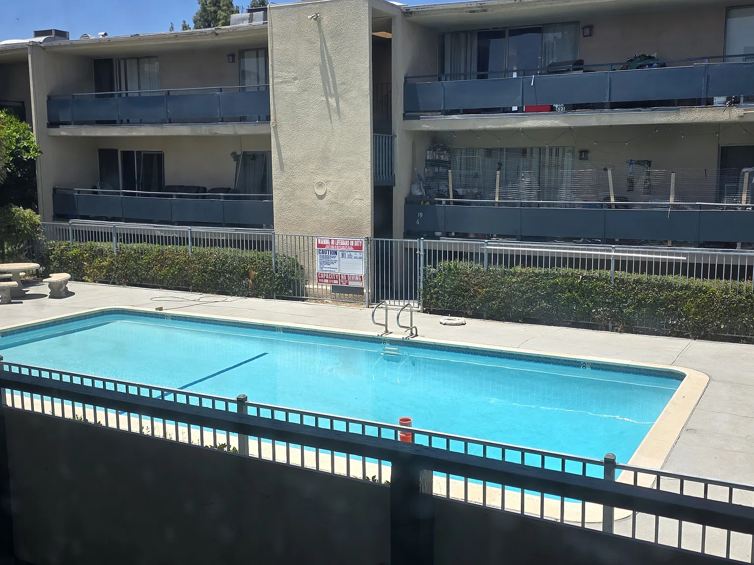 2300 Mountain Ave — Photo 3