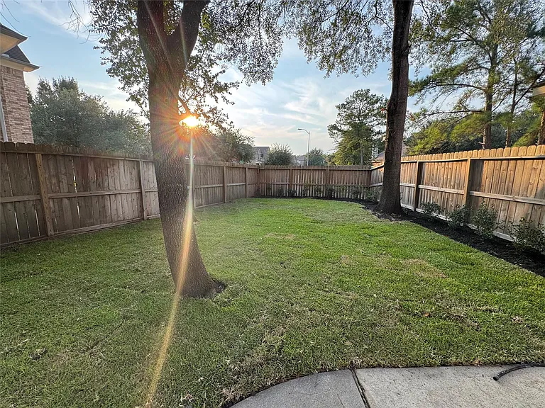 6311 Auburn Terrace Ct — Photo 29
