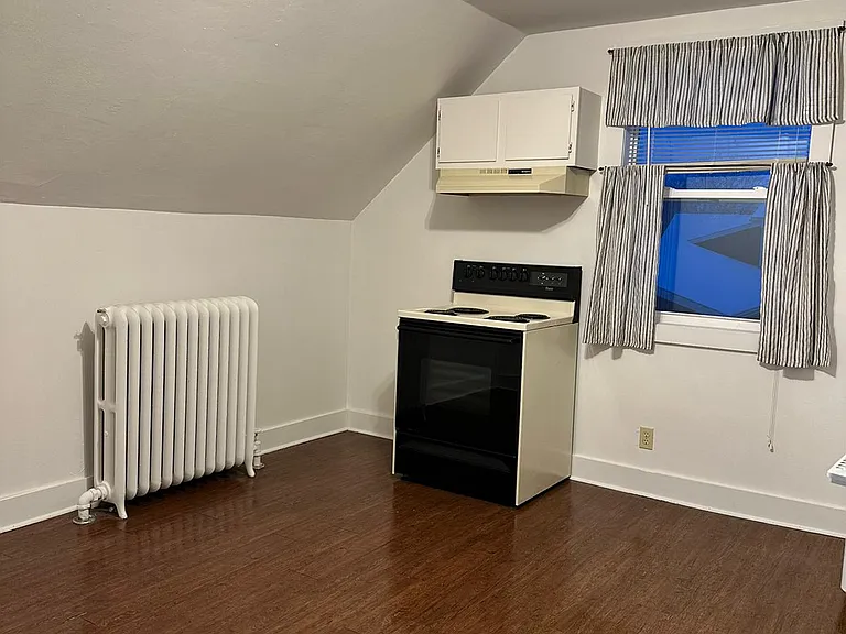 53 N 6th St #2 — Photo 6