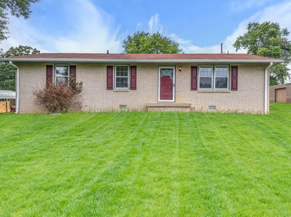 108 Chestnut Dr, Dickson, TN 37055