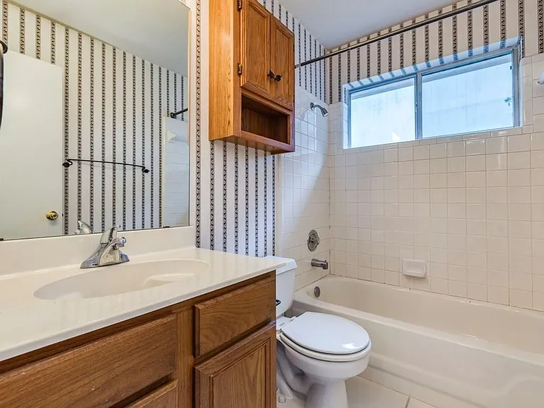 7715 Elkhorn Mountain Trl — Photo 18
