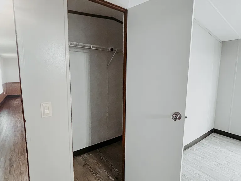 306 N A St — Photo 15