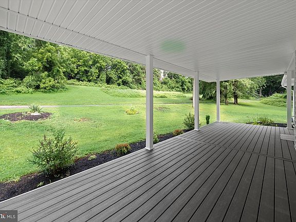 4th image of 512 Cricket Ln