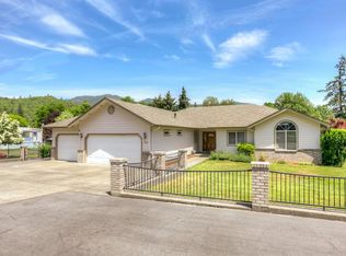 125 NW Orchard St, Grants Pass, OR