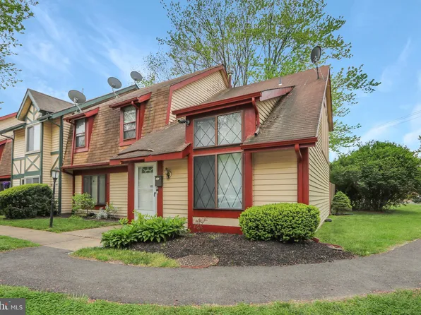 2 Chelsea Cir #D13, Clementon, NJ 08021