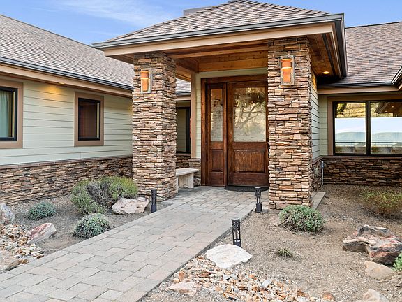 3rd image of 10715 Rockside Ct