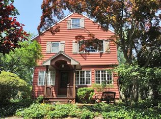 10 Lincoln Pl, Port Washington, NY 11050