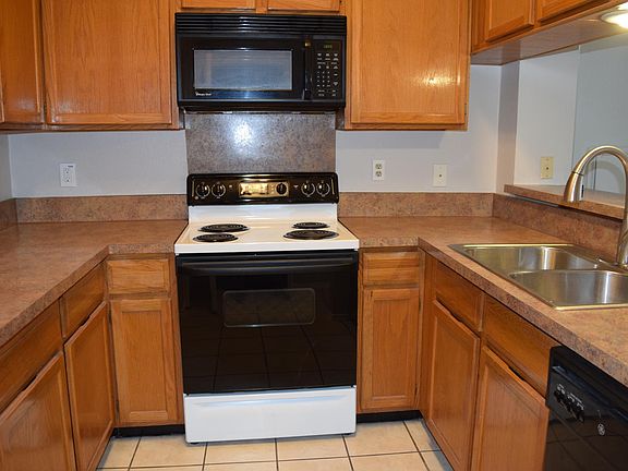 4th image of 543 Kirkland Dr